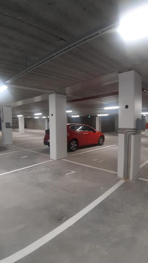 Uusi Upea Asunto Jaervinaekoealalla Ja Autohallilla Тампере Екстер'єр фото
